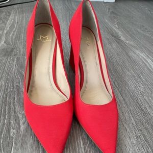 Marc Fisher LTD red shoes size 8